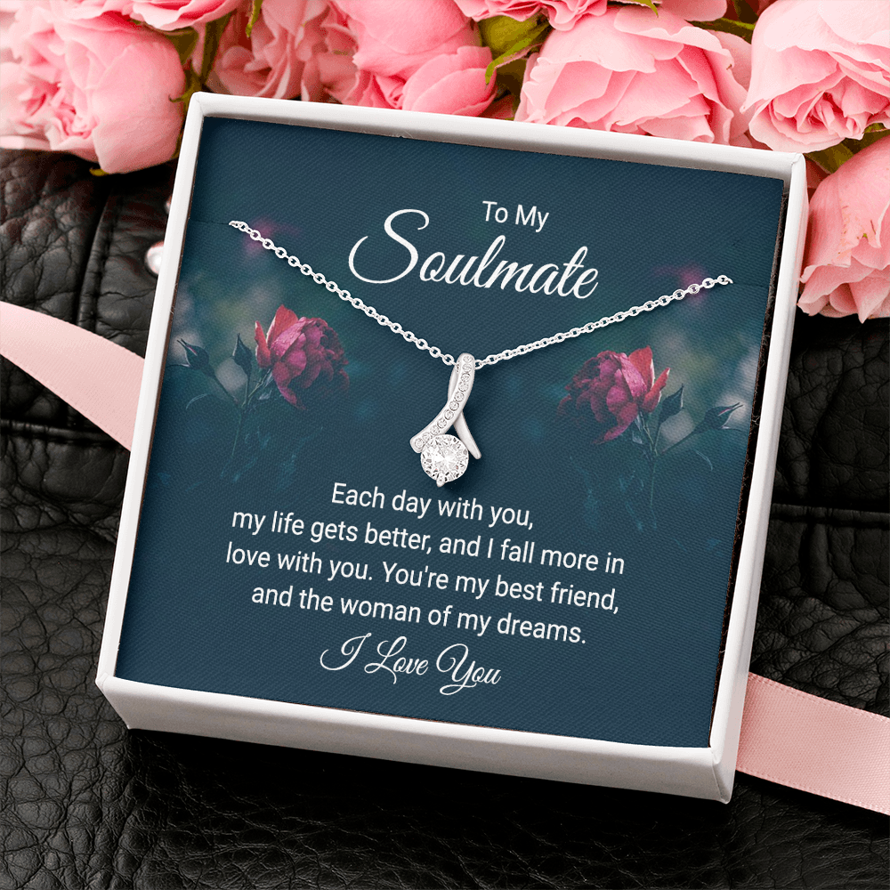 Alluring Beauty Necklace For Soulmate
